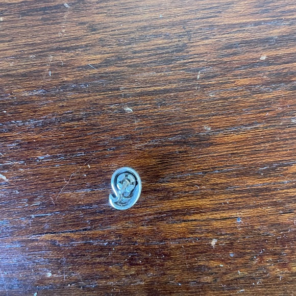 Brighton Silver Stud Earring with original Brighton branded jewelry pouch. - Picture 4 of 4